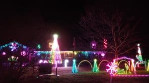 holiday lights 411 Peru Road Groton